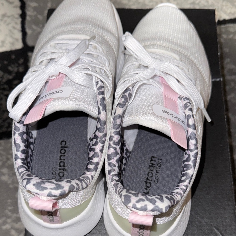 Adidas Women's Cloudfoam White and Pink Sneakers